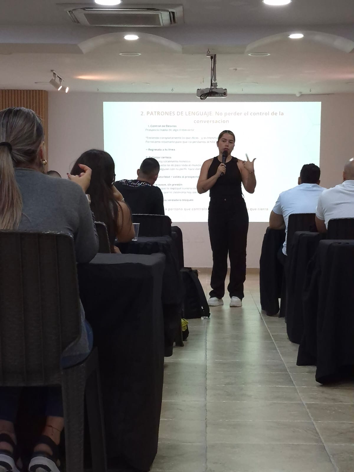 Audiencia en el salón